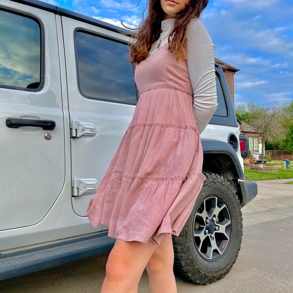 Cute pink summer dress size small pink dress flowy.